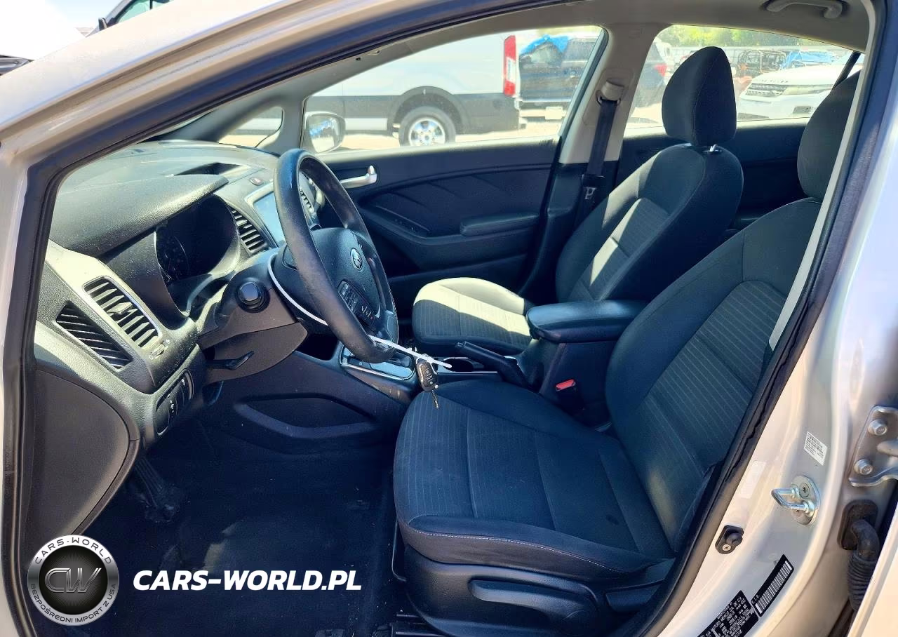 2018 Kia Forte Lx VIN:3KPFL4A71JE167318 - 7