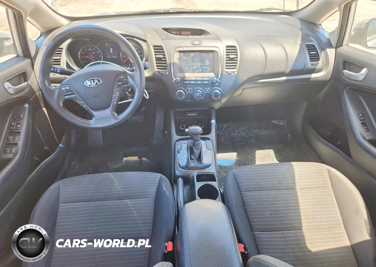 2018 Kia Forte Lx VIN:3KPFL4A71JE167318 - 8