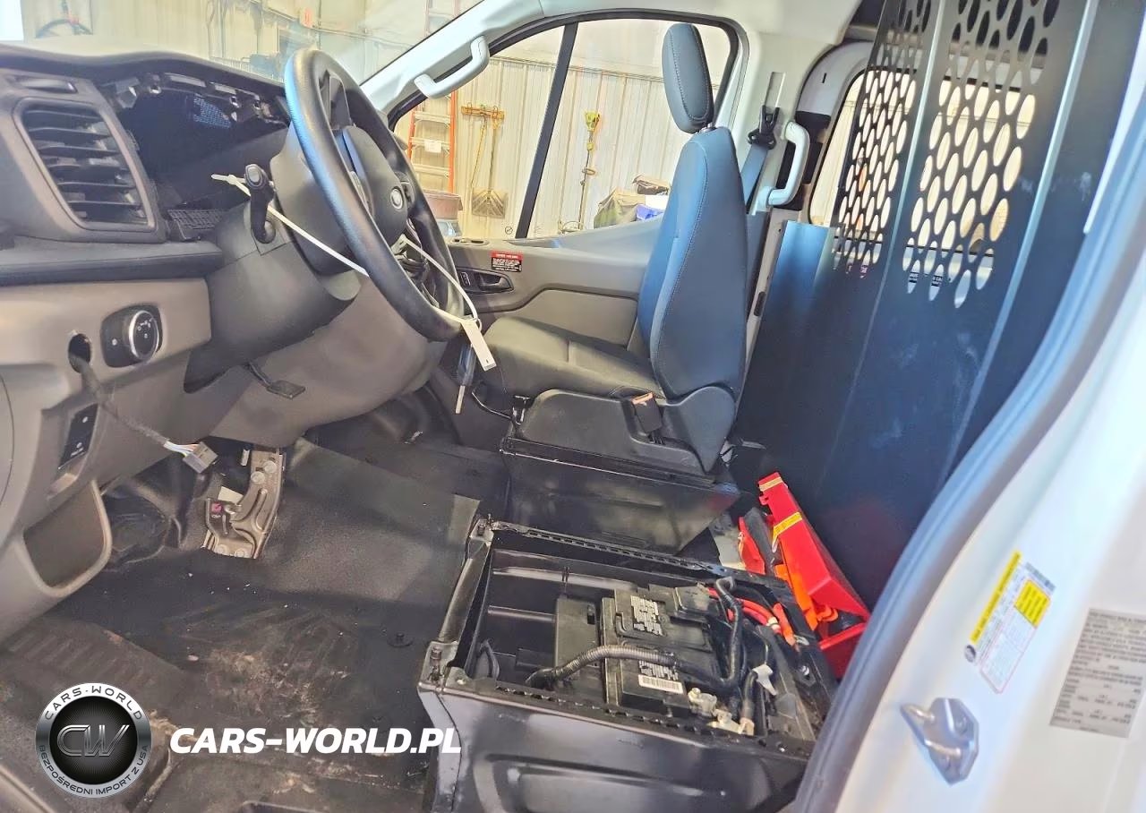 2025 Ford Transit 250 Delivery Van VIN:1FTBR1Y89SKA72580 - 7