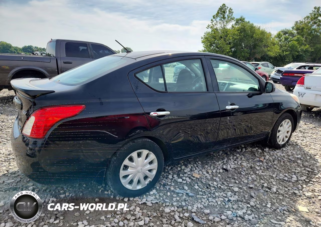 2014 Nissan Versa 1.6 S VIN:3N1CN7AP7EL808605 - 3