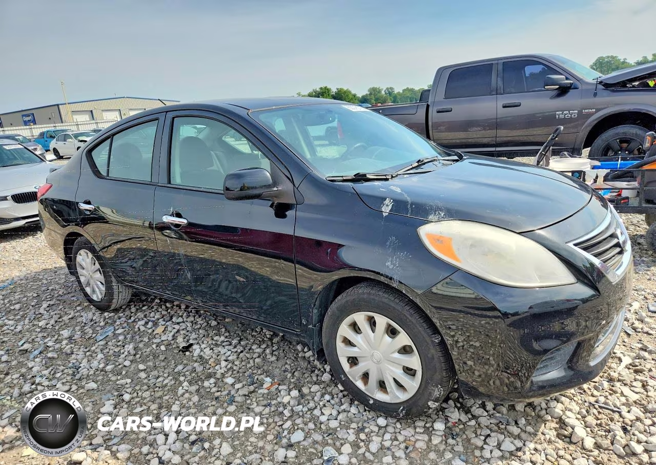 2014 Nissan Versa 1.6 S VIN:3N1CN7AP7EL808605 - 4