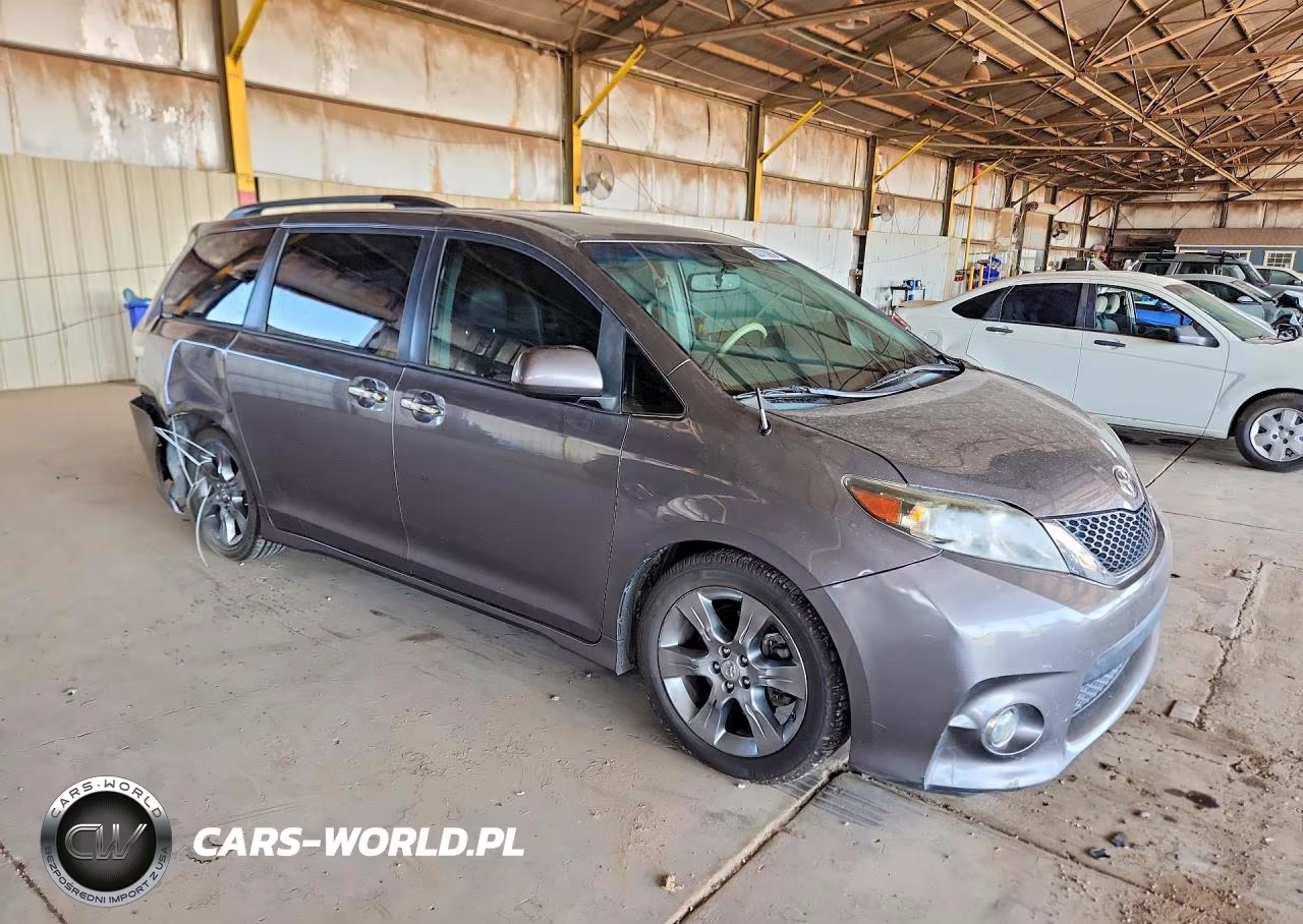 2014 Toyota Sienna Sport VIN:5TDXK3DC3ES499721 - 4