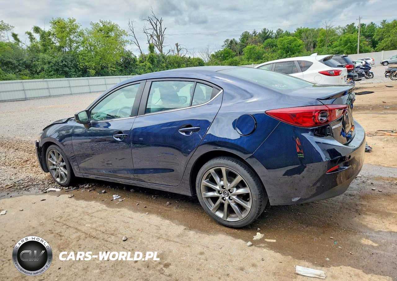 2018 Mazda 3 Touring VIN:3MZBN1V31JM254976 - 2