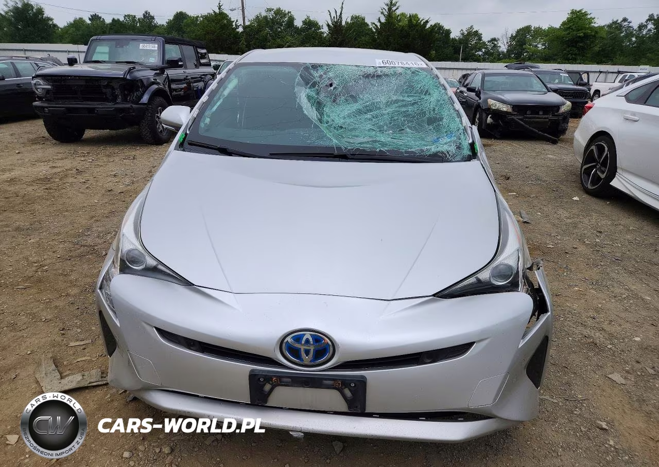 2018 Toyota Prius Two VIN:JTDKBRFU0J3065268 - 5