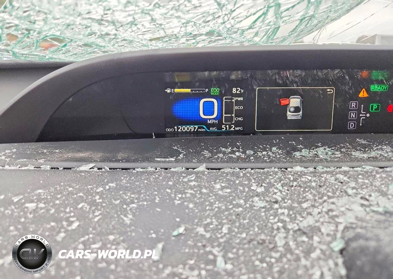 2018 Toyota Prius Two VIN:JTDKBRFU0J3065268 - 9