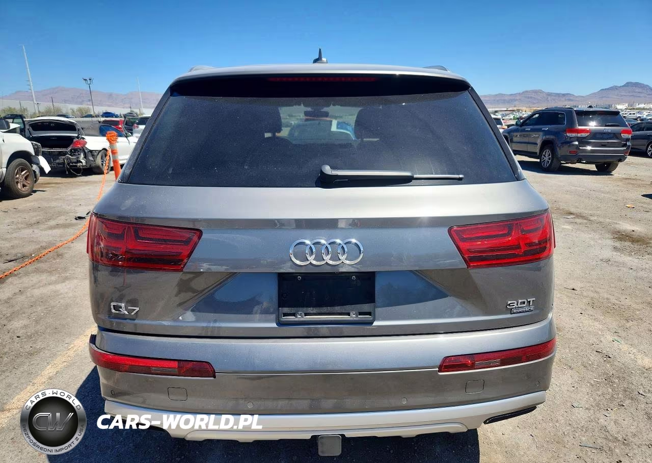 2017 Audi Q7 Premium Plus VIN:WA1LAAF70HD013947 - 6