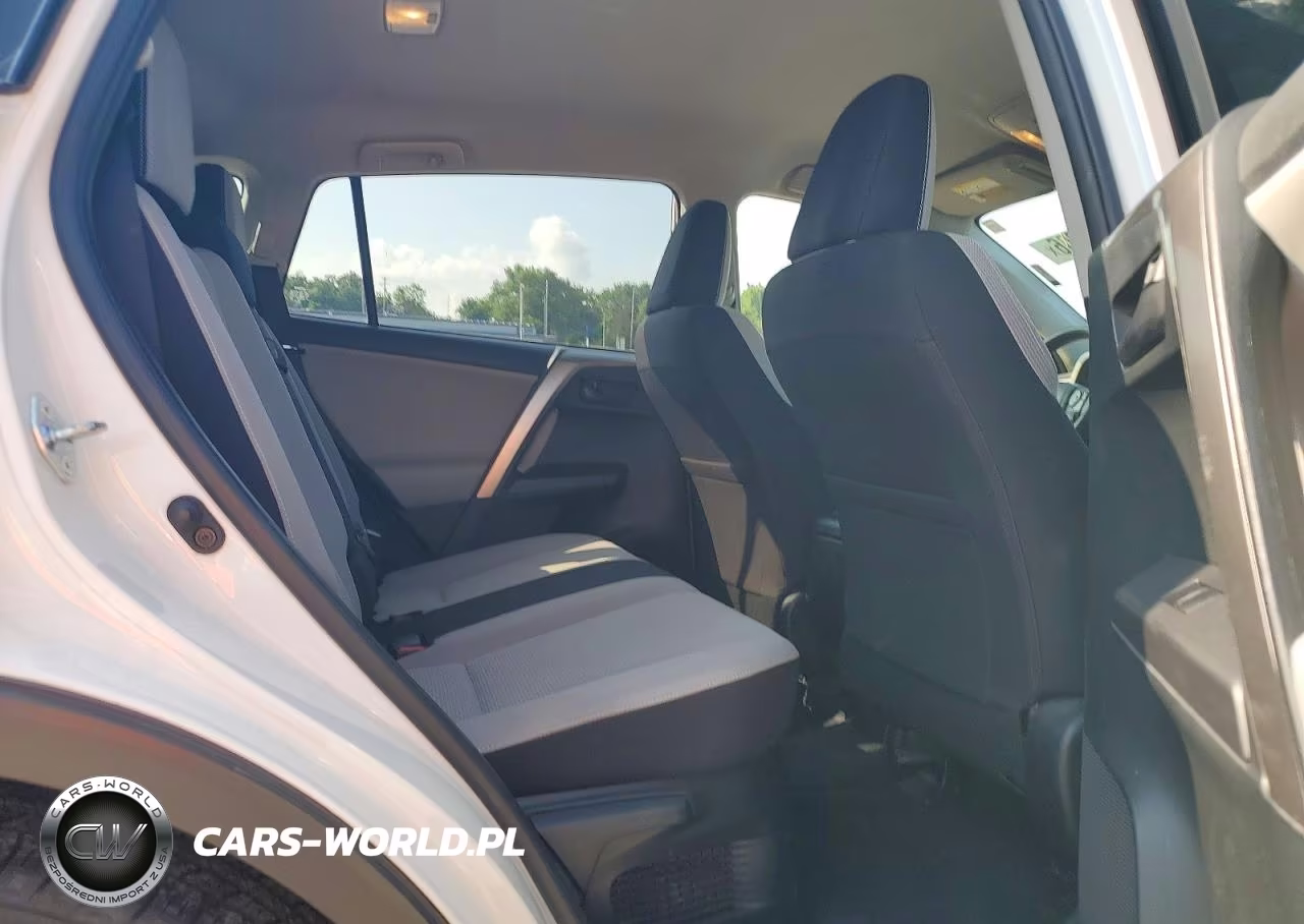 2018 Toyota Rav4 Hybrid Le VIN:JTMRJREV8JD238766 - 10