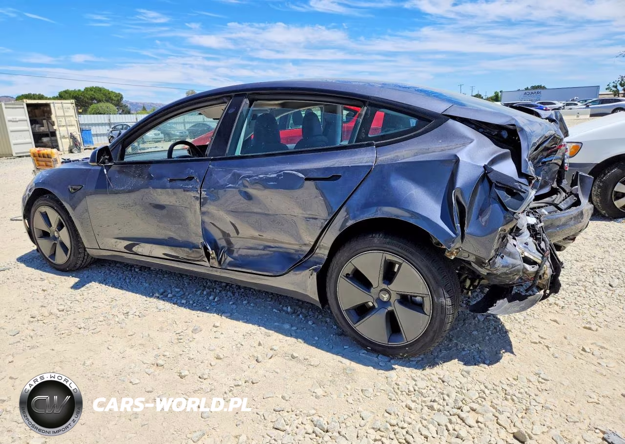 2023 Tesla Model 3 VIN:5YJ3E1EAXPF693662 - 2
