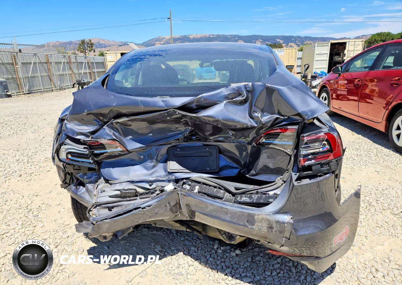 2023 Tesla Model 3 VIN:5YJ3E1EAXPF693662 - 6
