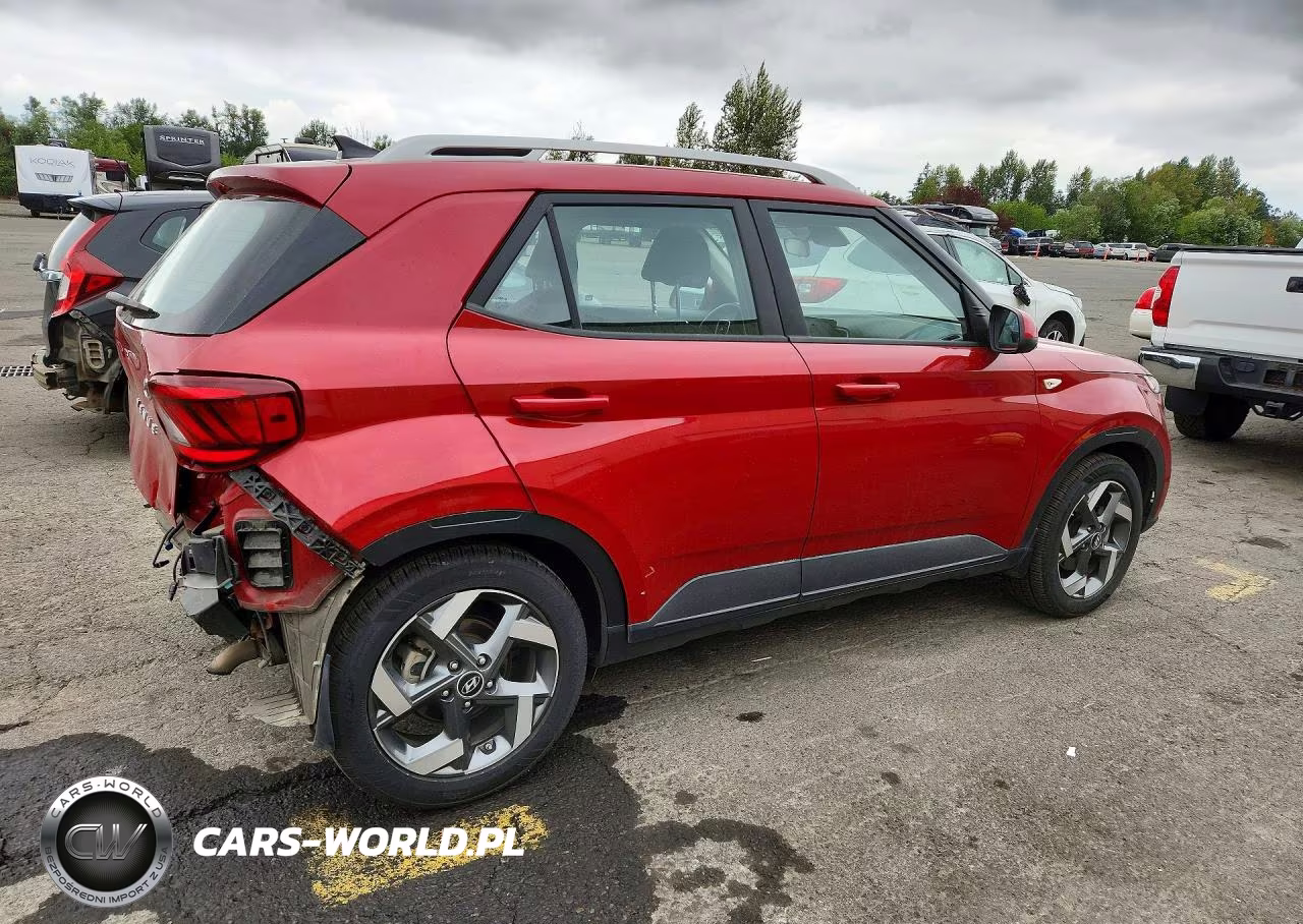 2022 Hyundai Venue Sel VIN:KMHRC8A33NU135250 - 3