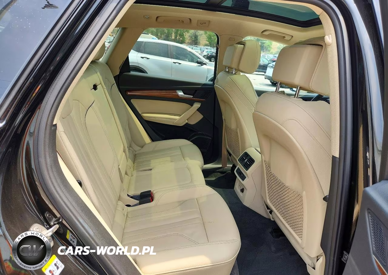 2023 Audi Q5 E Premium Plus 55 VIN:WA1E2AFY7P2072146 - 11