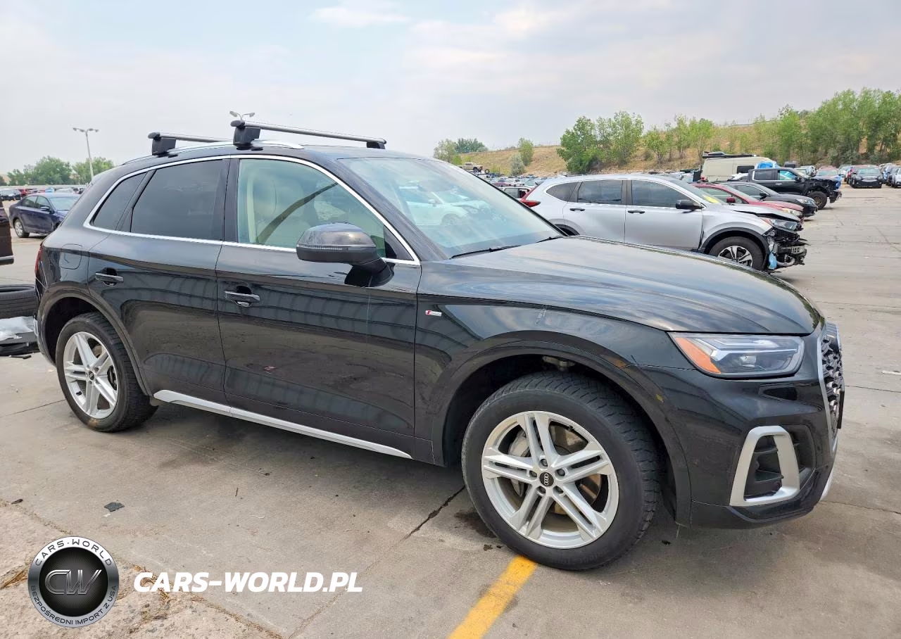 2023 Audi Q5 E Premium Plus 55 VIN:WA1E2AFY7P2072146 - 4