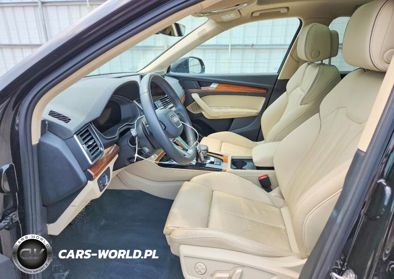 2023 Audi Q5 E Premium Plus 55 VIN:WA1E2AFY7P2072146 - 7