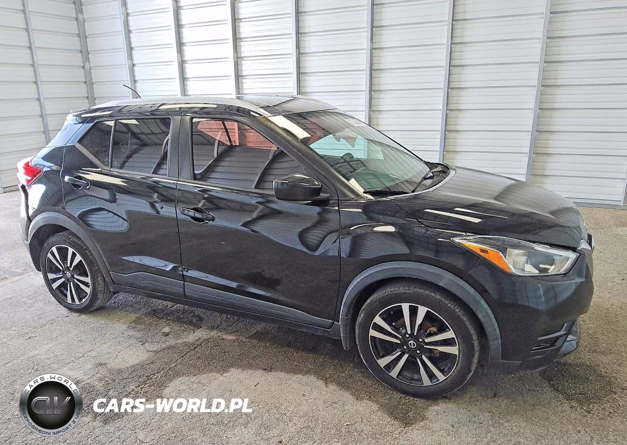 2019 Nissan Kicks Sv VIN:3N1CP5CU1KL534184 - 4