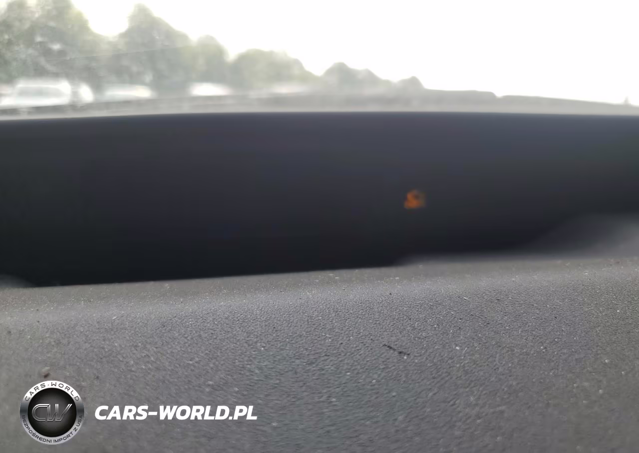 2004 Toyota Prius Base VIN:JTDKB20U940111587 - 9