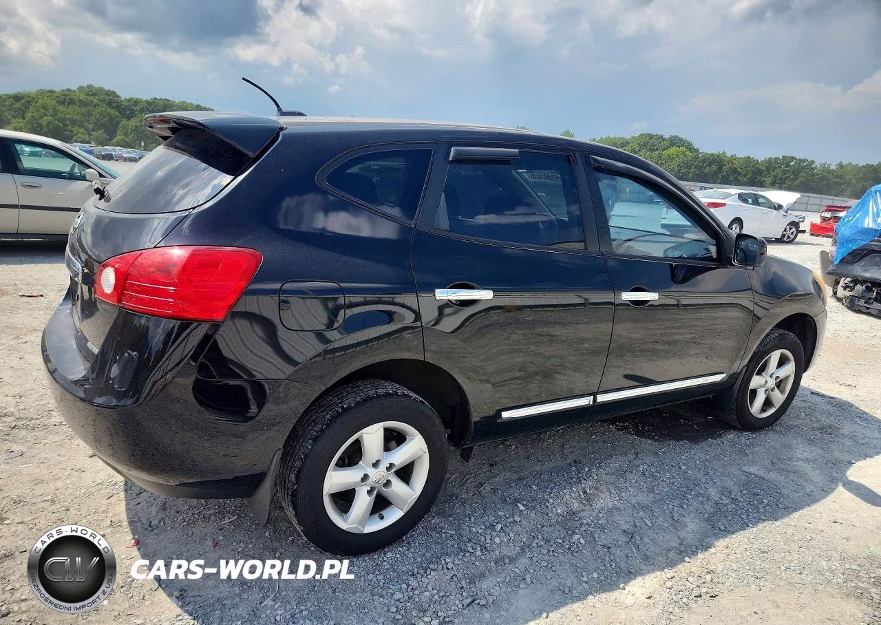 2013 Nissan Rogue S VIN:JN8AS5MT1DW549021 - 3
