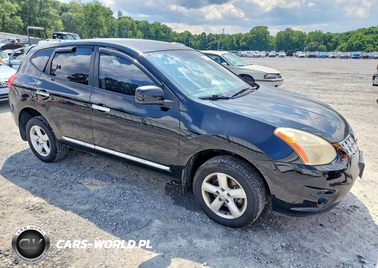 2013 Nissan Rogue S VIN:JN8AS5MT1DW549021 - 4