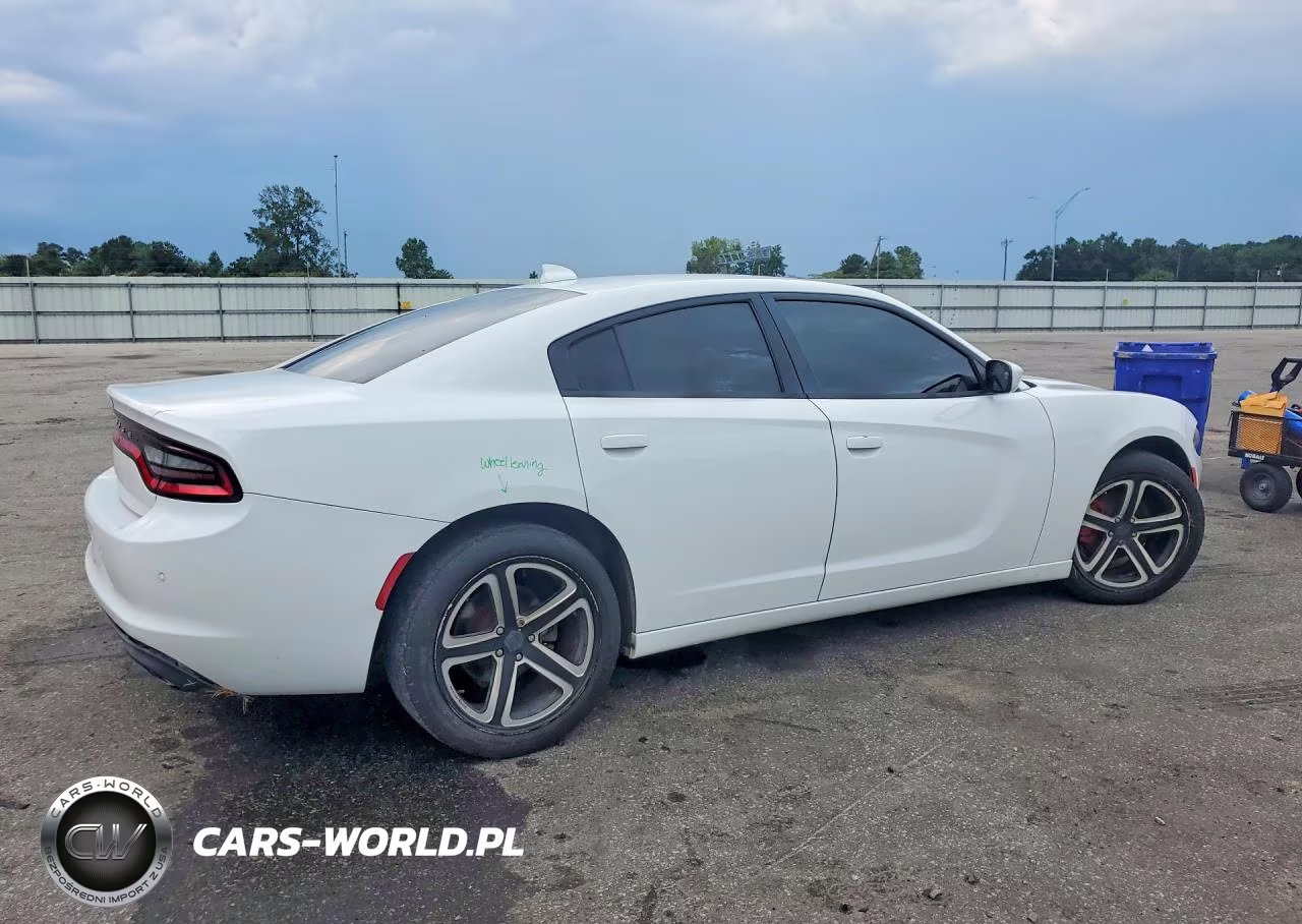 2018 Dodge Charger Sxt Plus VIN:2C3CDXHG6JH200572 - 3
