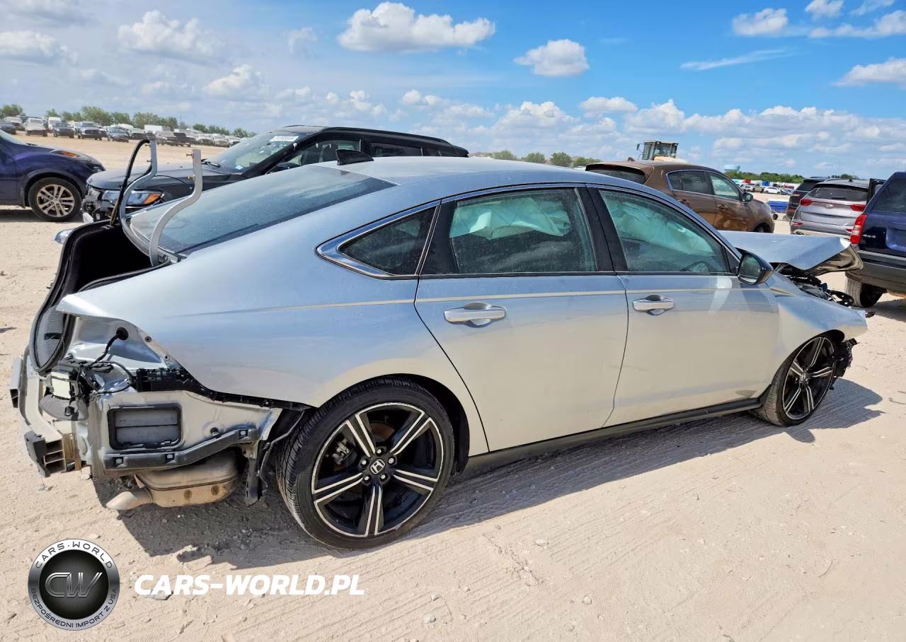 2024 Honda Accord Hybrid Sport VIN:1HGCY2F52RA075439 - 3