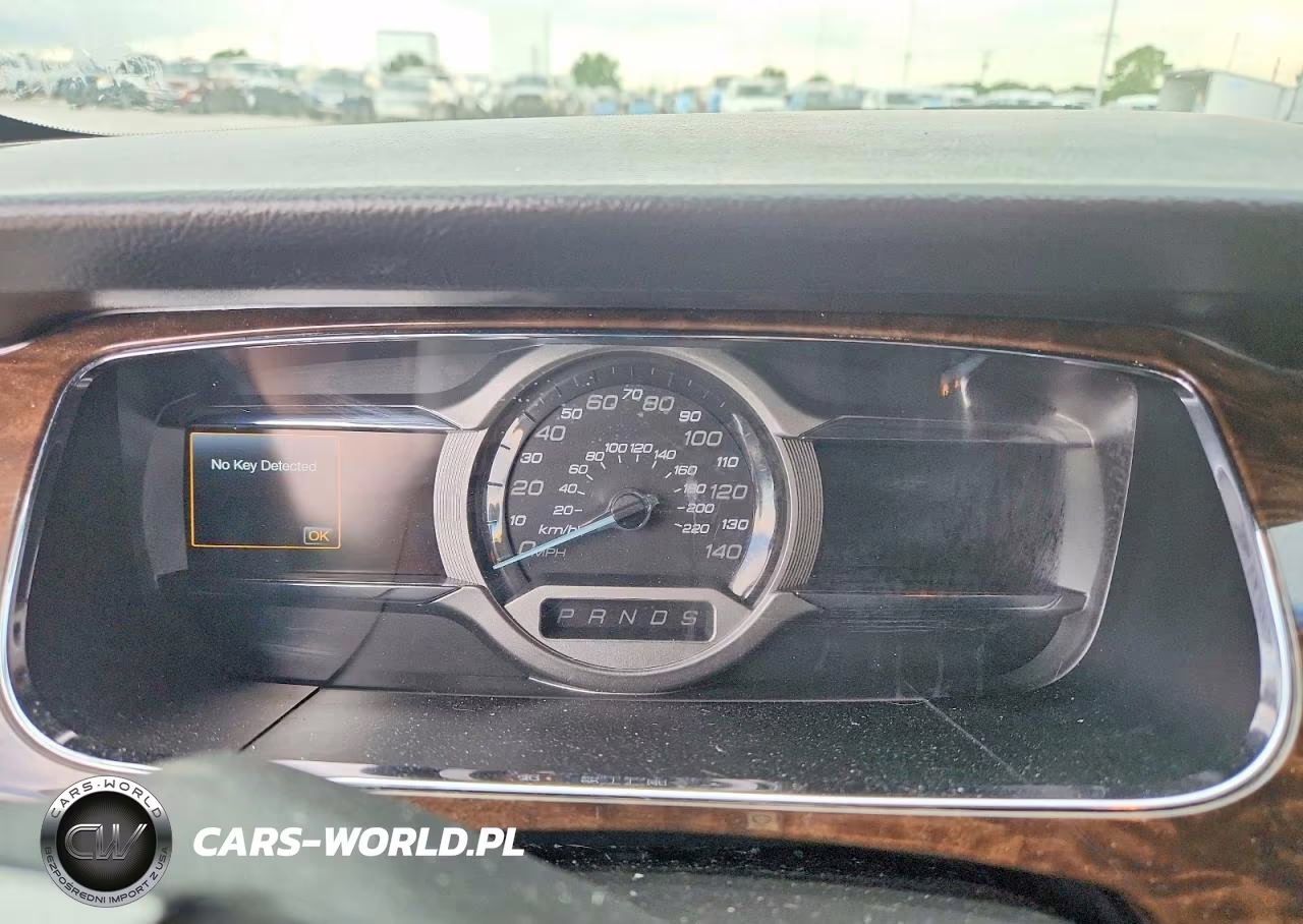 2014 Ford Taurus Limited VIN:1FAHP2F87EG115674 - 9