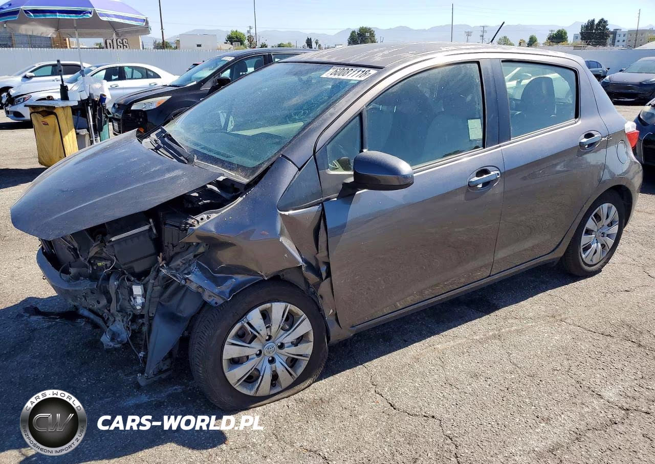 2014 Toyota Yaris 5-Door Le