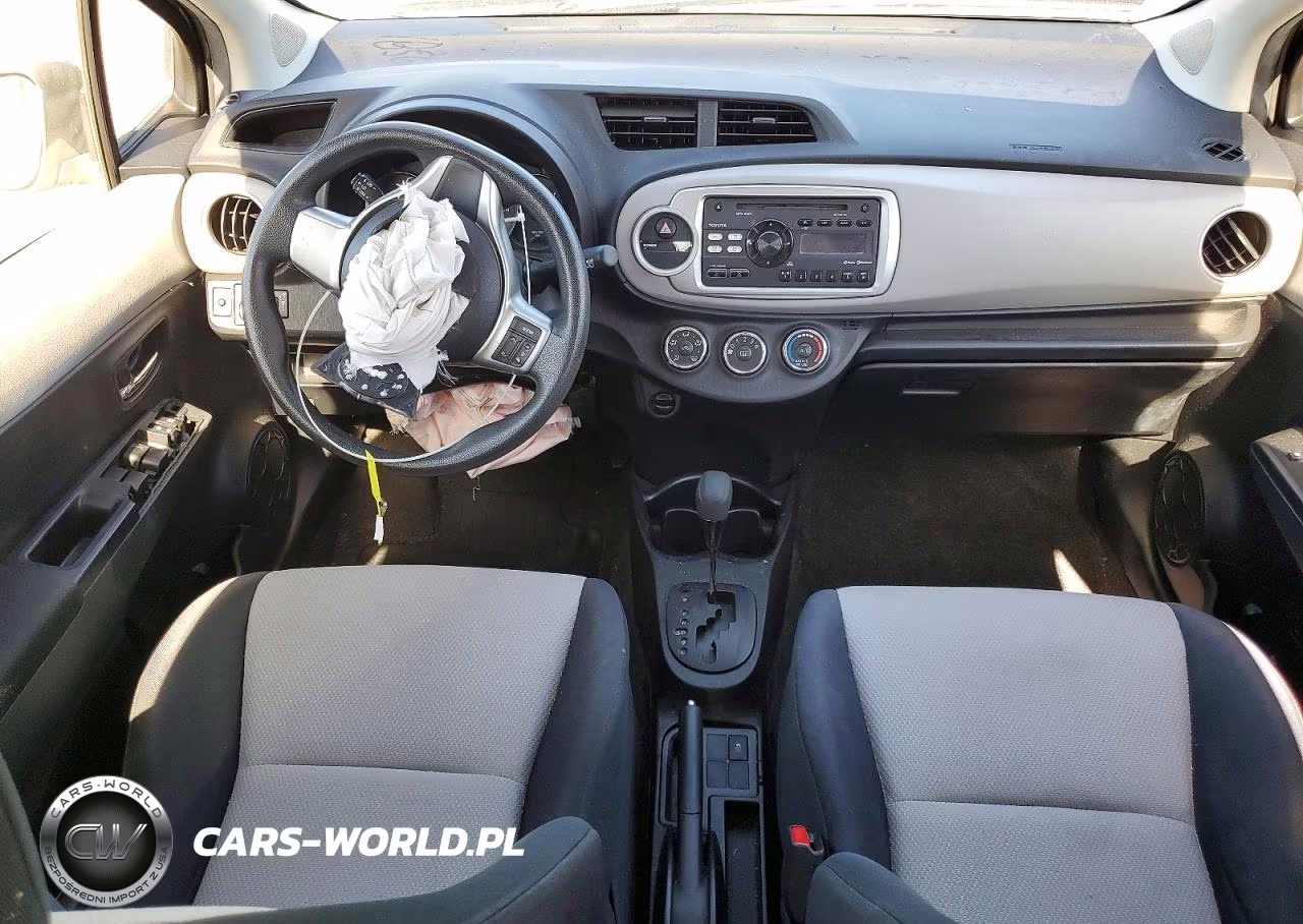 2014 Toyota Yaris 5-Door Le VIN:JTDKTUD35ED583077 - 8