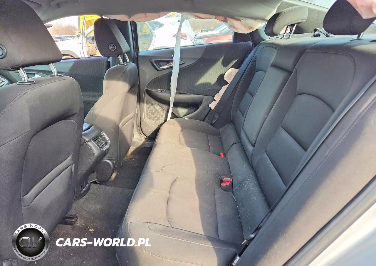 2018 Chevrolet Malibu Lt VIN:1G1ZD5ST3JF141863 - 10