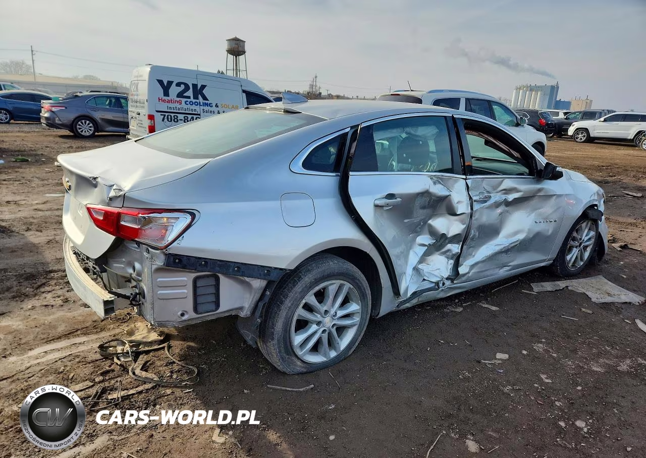 2018 Chevrolet Malibu Lt VIN:1G1ZD5ST3JF141863 - 3