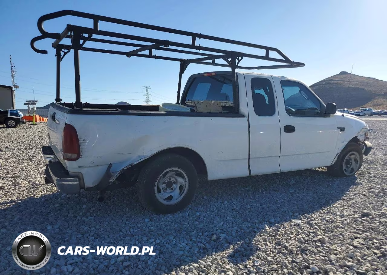 2004 Ford F-150 Heritage Classic VIN:2FTRX17W84CA96364 - 3