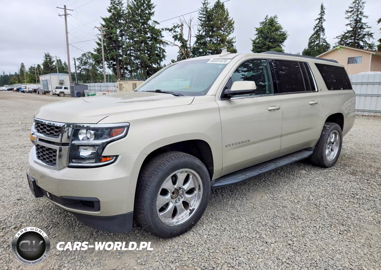 2017 Chevrolet Suburban C1500 Lt – zdjęcie 1 z 13