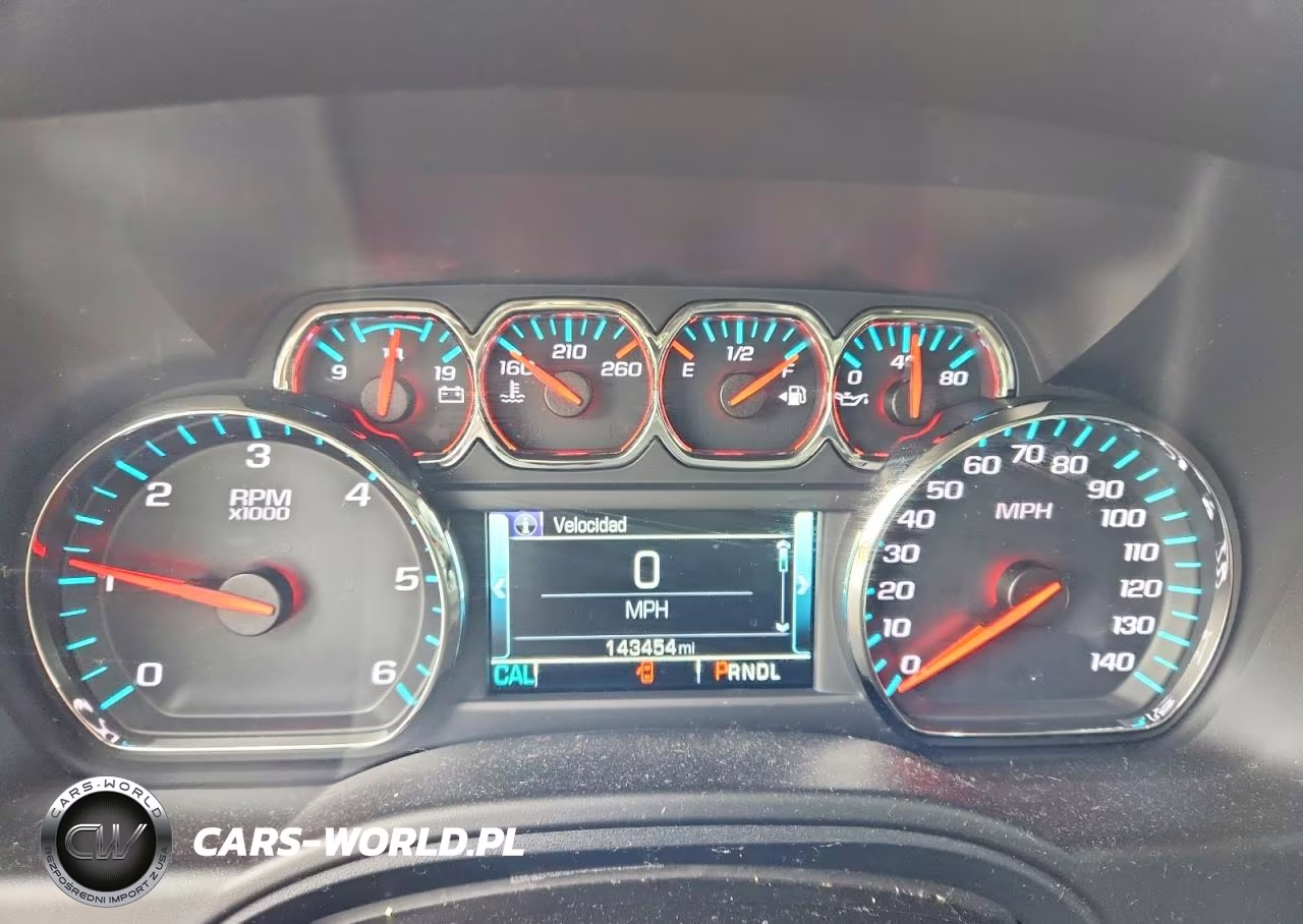 2017 Chevrolet Suburban C1500 Lt VIN:1GNSCHKCXHR130825 - 9
