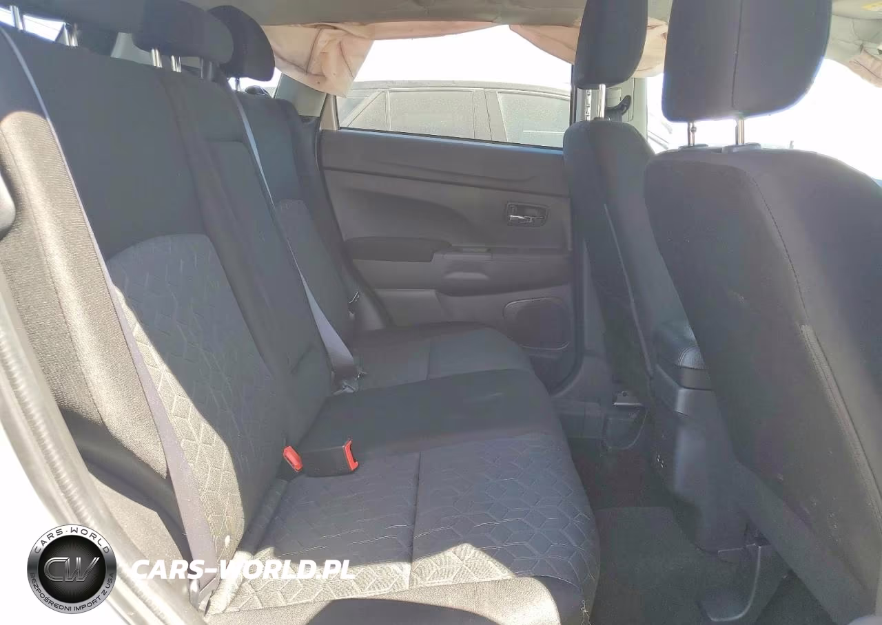 2026 Mitsubishi Outlander Sport S-Se VIN:JA4ARUAU7TU011300 - 10