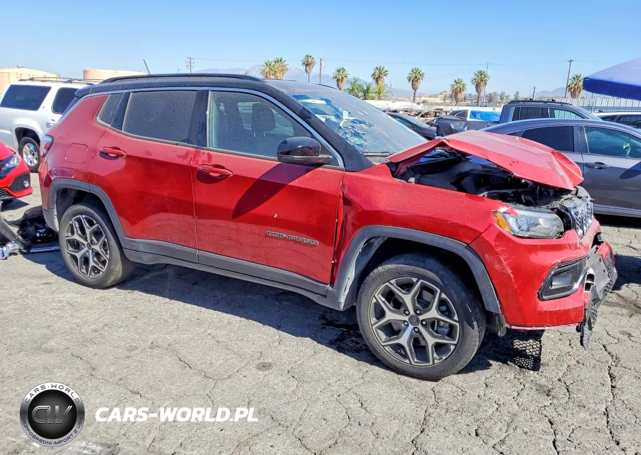 2025 Jeep Compass Limited VIN:3C4NJDCNXST578680 - 4
