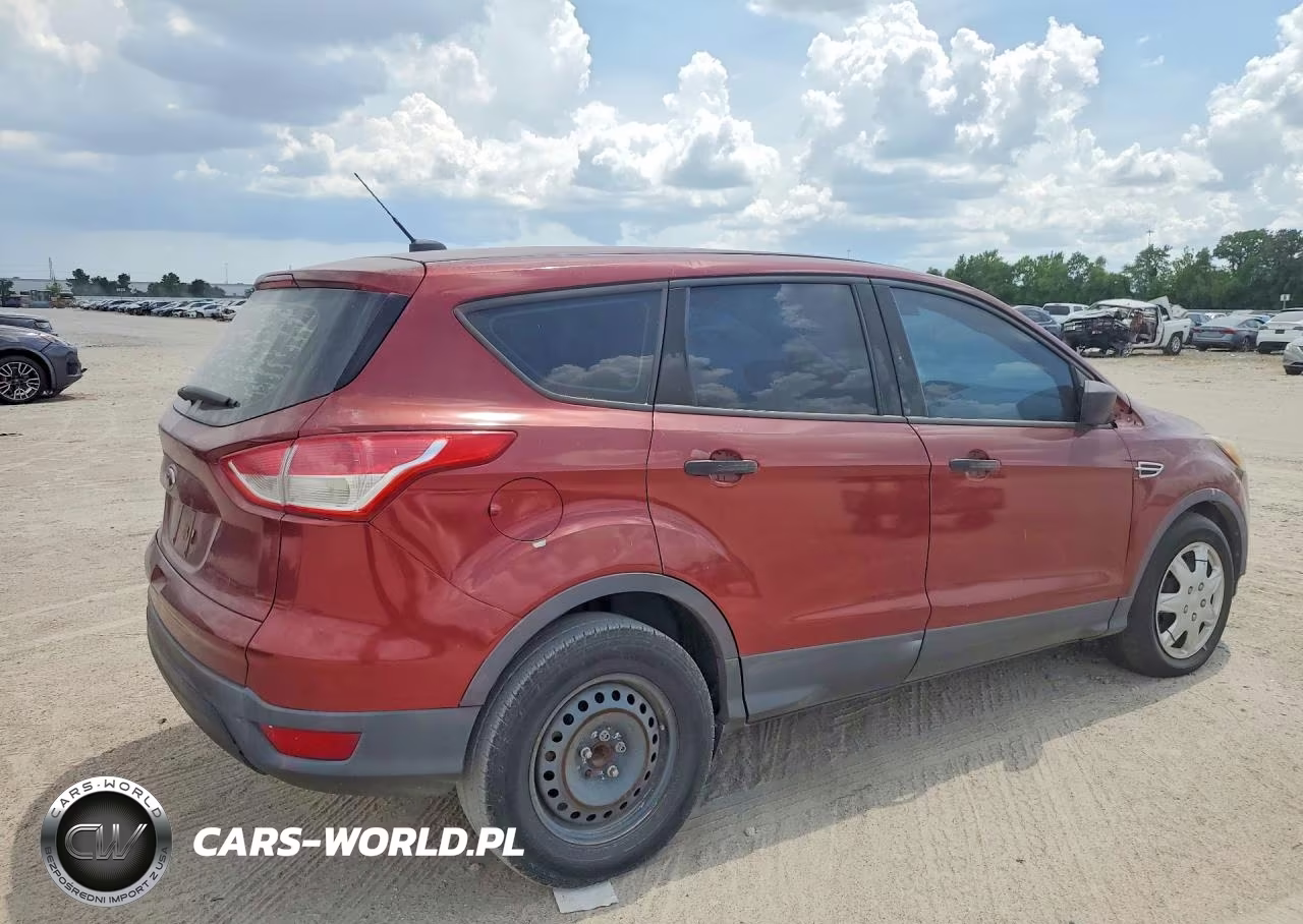 2016 Ford Escape S VIN:1FMCU0F72GUB82210 - 3