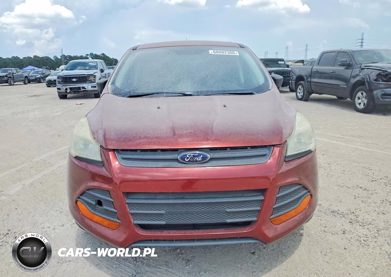 2016 Ford Escape S VIN:1FMCU0F72GUB82210 - 5
