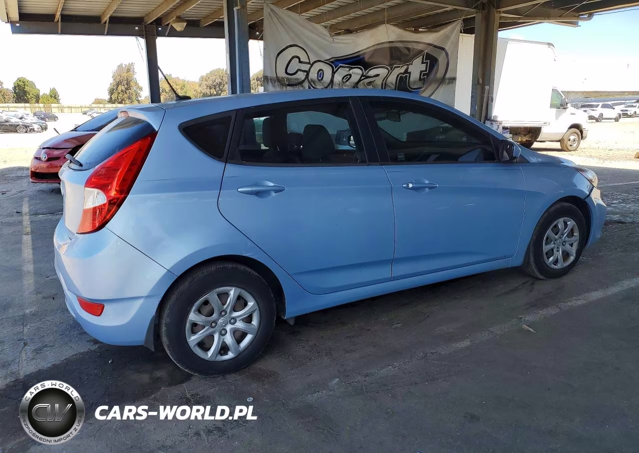2014 Hyundai Accent Gs VIN:KMHCT5AE0EU164548 - 3