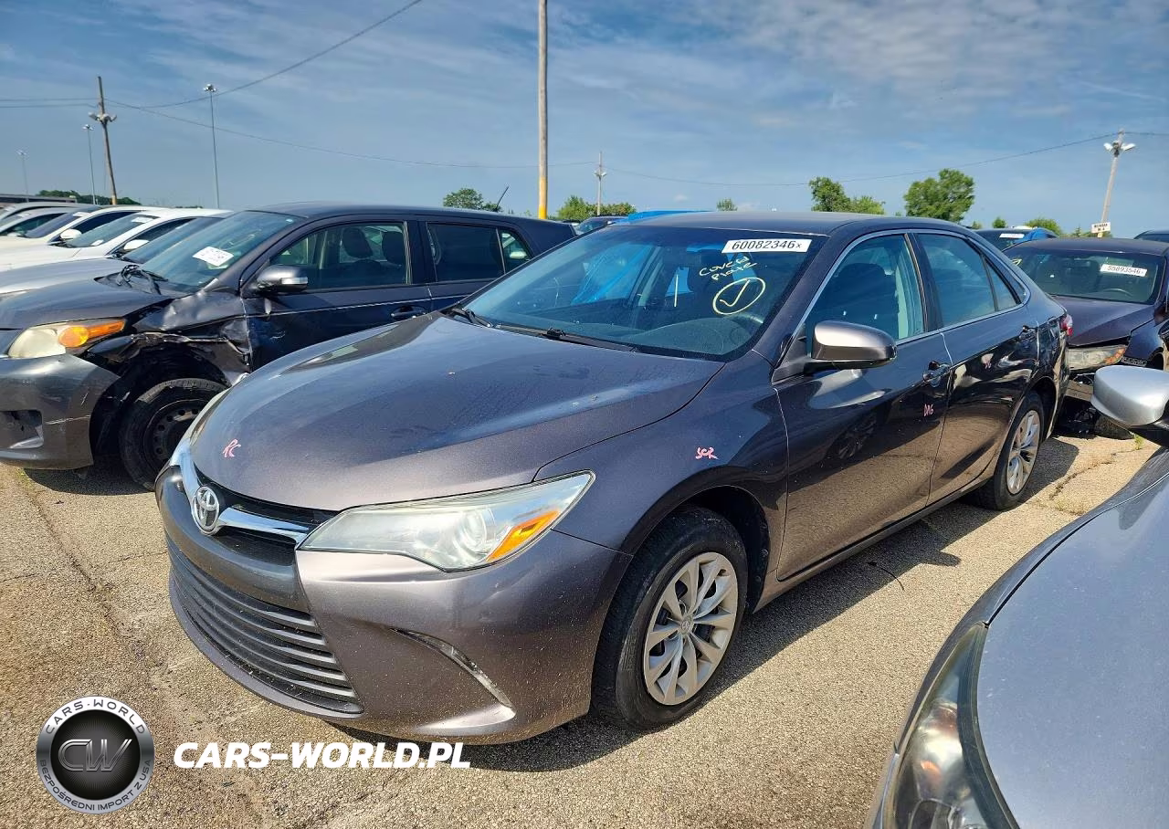 2015 Toyota Camry Le