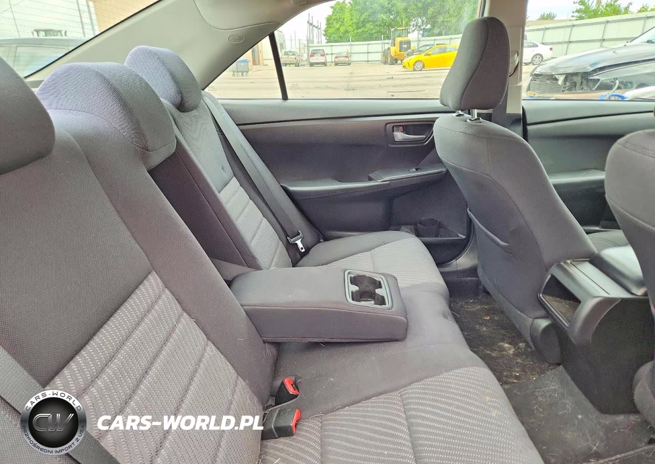 2015 Toyota Camry Le VIN:4T1BF1FK0FU058290 - 10