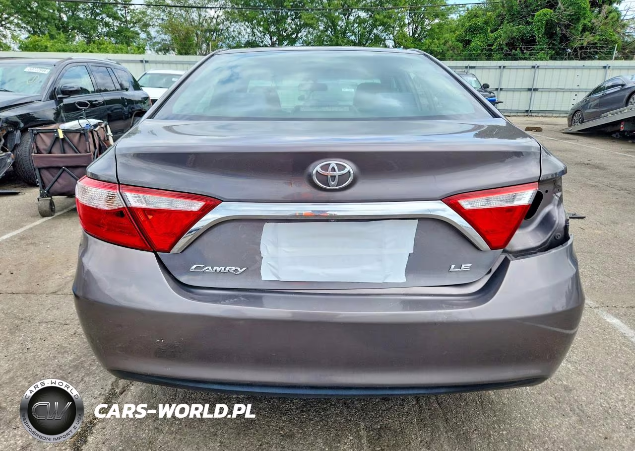 2015 Toyota Camry Le VIN:4T1BF1FK0FU058290 - 6