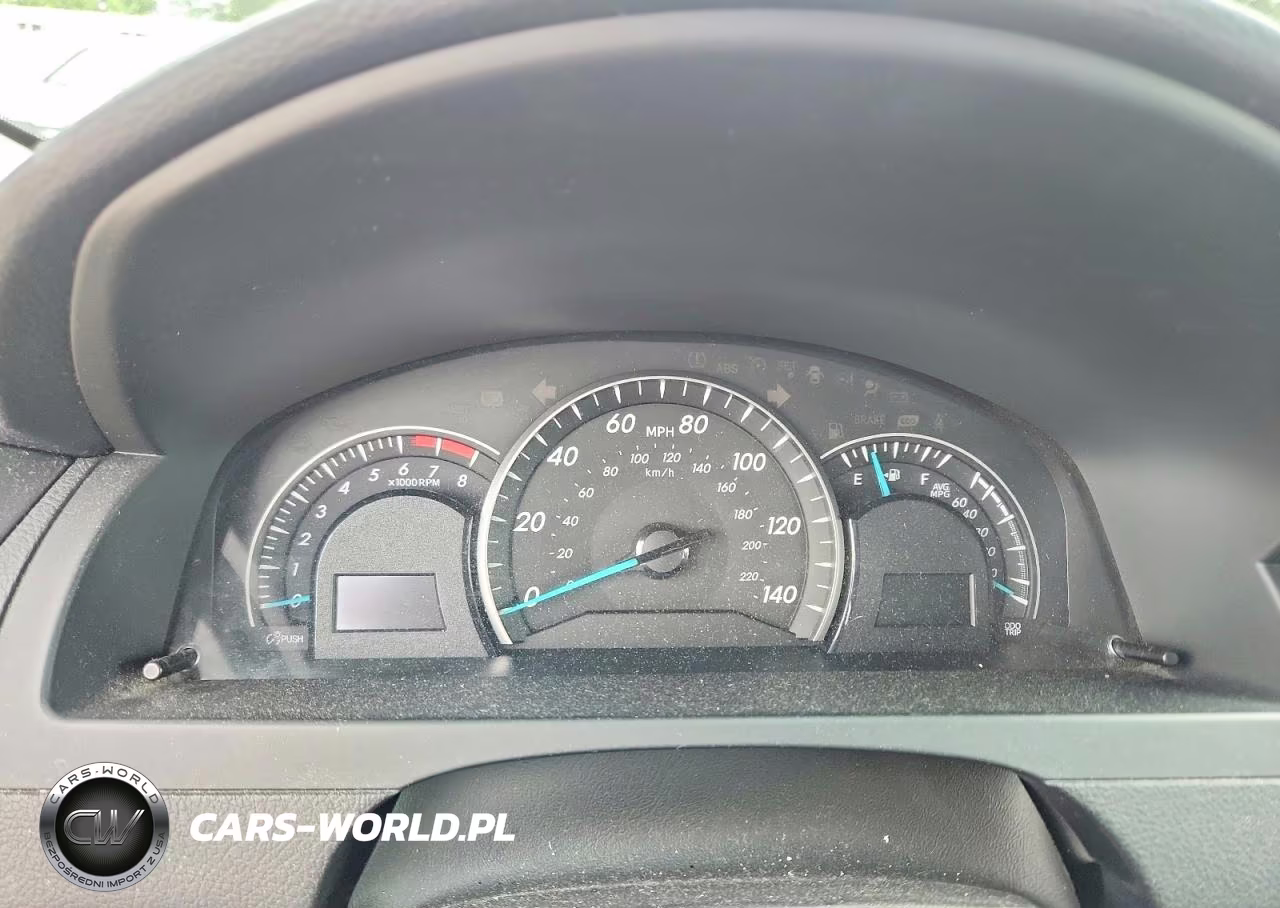 2015 Toyota Camry Le VIN:4T1BF1FK0FU058290 - 9