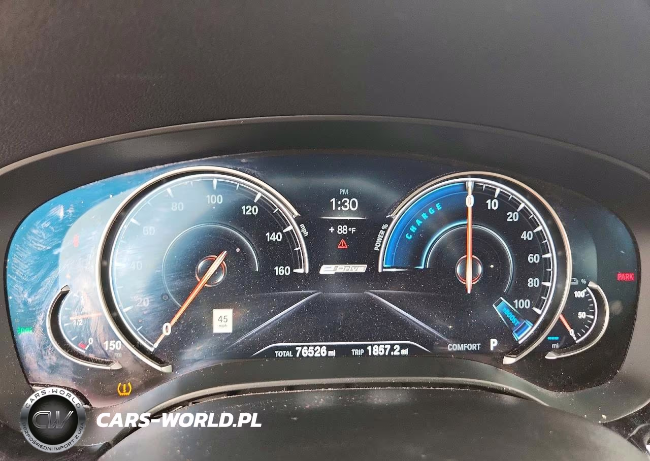 2018 BMW 5 Series VIN:WBAJA9C57JB033139 - 9