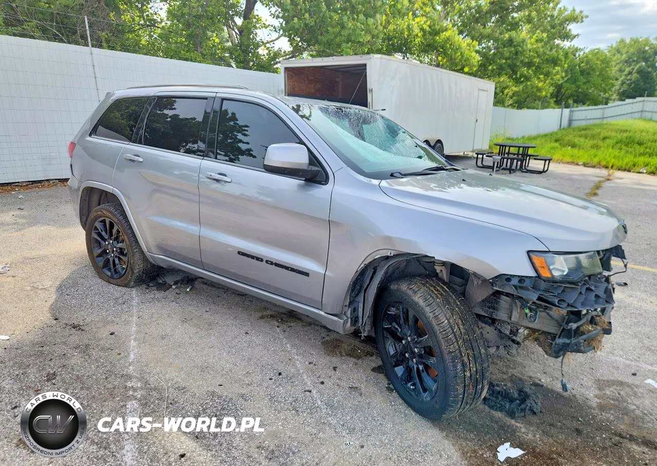 2021 Jeep Grand Cherokee Laredo VIN:1C4RJEAG6MC791197 - 4