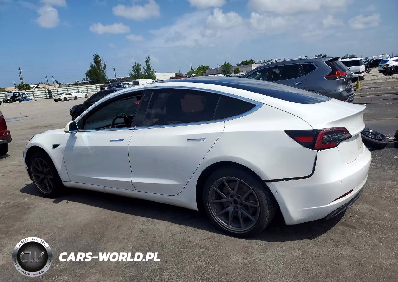 2018 Tesla Model 3 VIN:5YJ3E1EA7JF007505 - 2