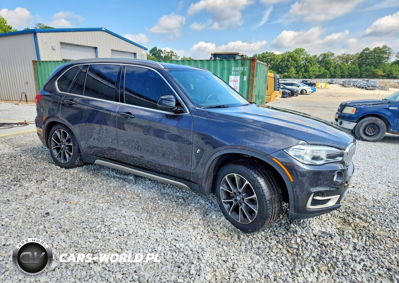 2018 BMW X5 Xdr40E VIN:5UXKT0C58J0V98233 - 4