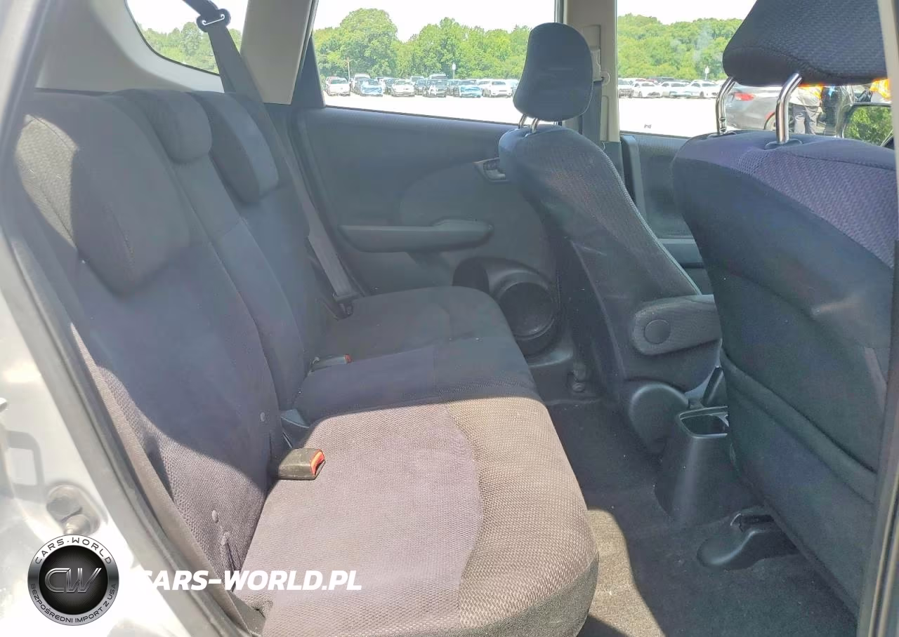 2012 Honda Fit Sport VIN:JHMGE8H54CC021935 - 10