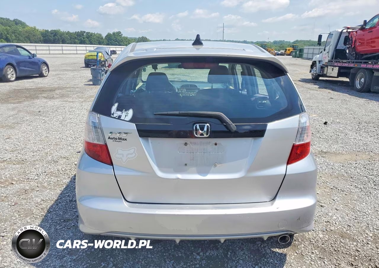 2012 Honda Fit Sport VIN:JHMGE8H54CC021935 - 6