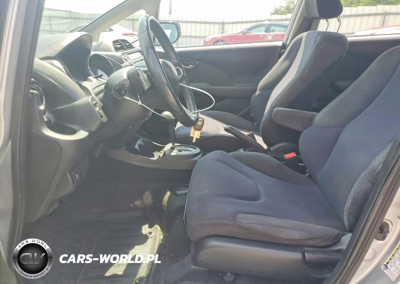 2012 Honda Fit Sport VIN:JHMGE8H54CC021935 - 7