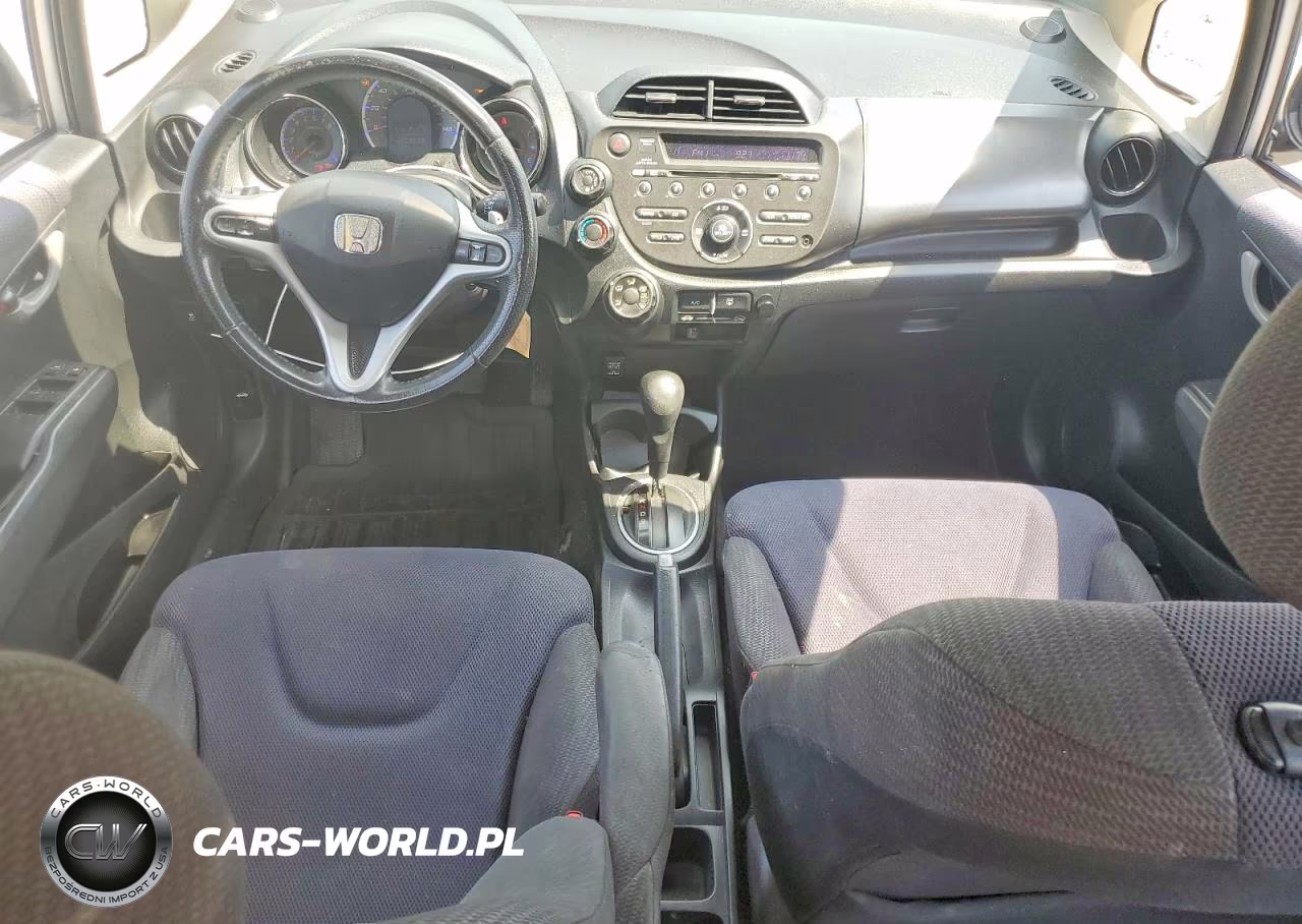 2012 Honda Fit Sport VIN:JHMGE8H54CC021935 - 8