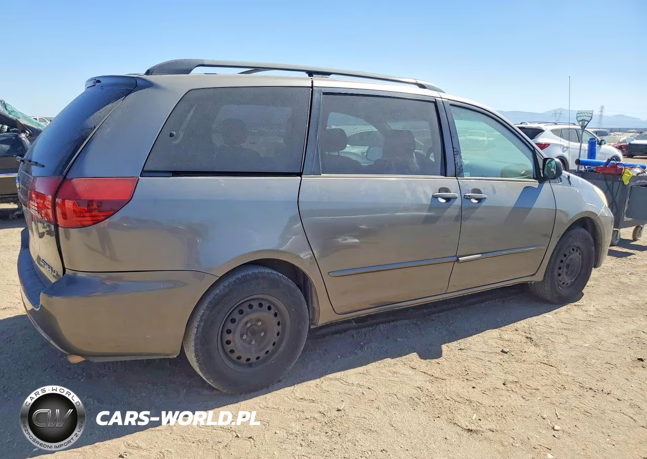 2005 Toyota Sienna Le 7 Passenger VIN:5TDZA23C65S370864 - 3