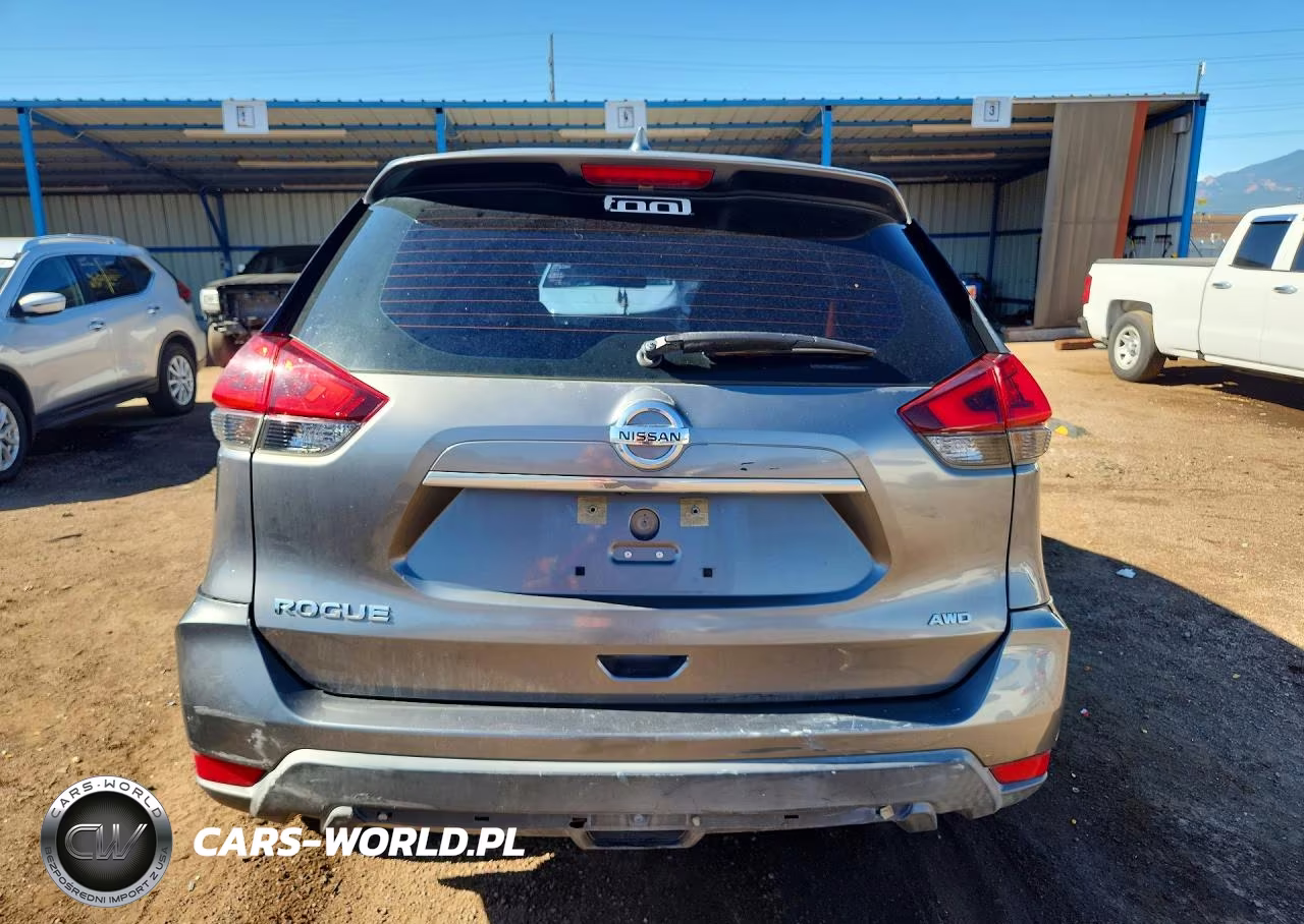 2018 Nissan Rogue S VIN:KNMAT2MVXJP557875 - 6